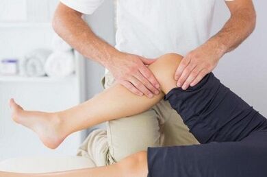 What symptoms can be distinguished by arthrosis arthritis